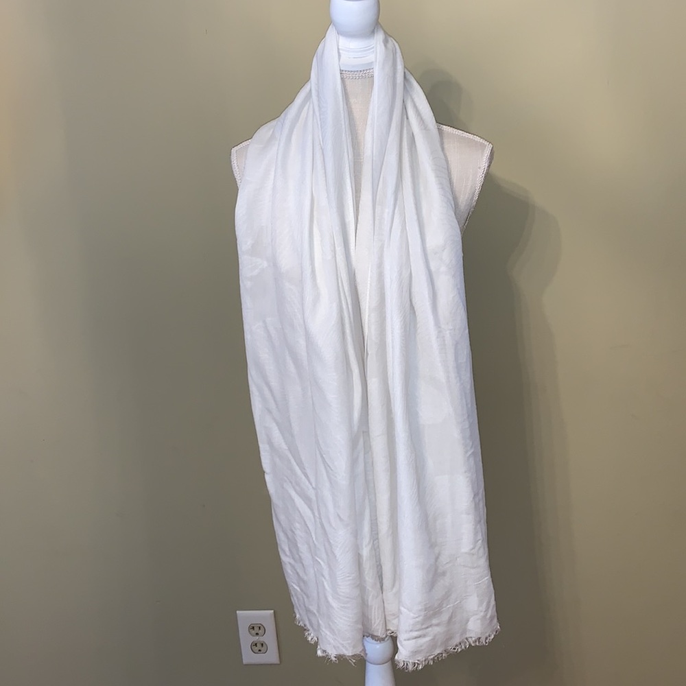 A new day scarf